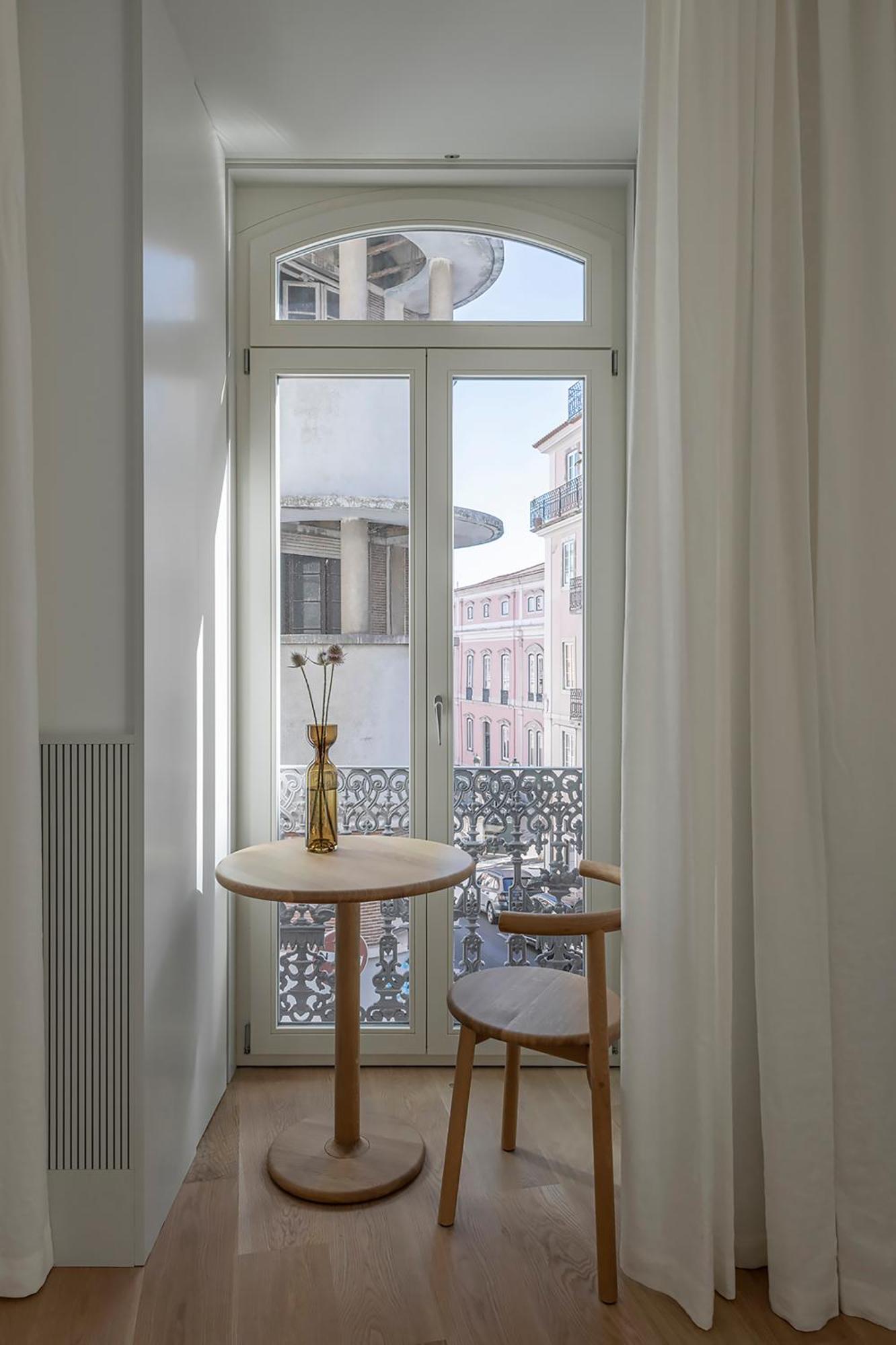 Montecarmo12 - Design Boutique Hotel Lisbon Exterior photo