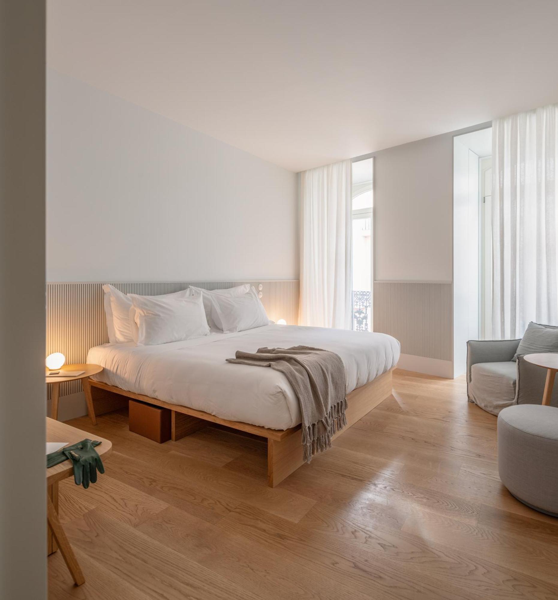 Montecarmo12 - Design Boutique Hotel Lisbon Exterior photo